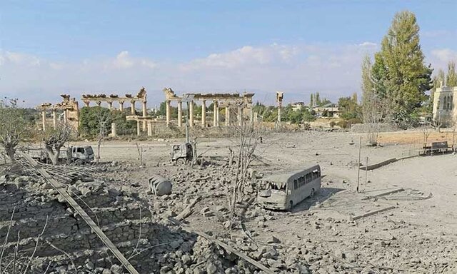 بمباران گذرگاه مرزی بین سوریه و لبنان توسط صهیونیست‌ها/ ویرانی یک ساختمان تاریخی در بعلبک