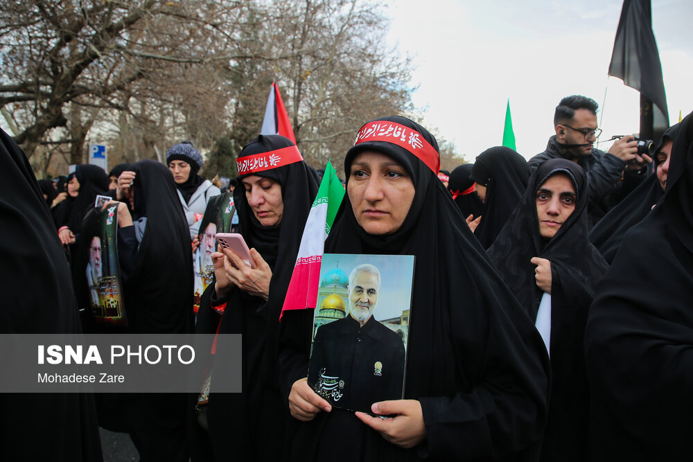 سردار سلیمانی نشان داد که مسئولیت و وظیفه چیزی فراتر از مرزهای جغرافیایی است