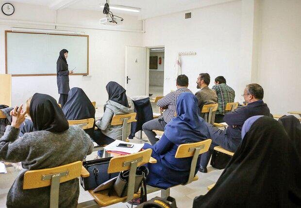 بی‌میلی جوانان ۱۸ تا ۲۴ سال به تحصیلات دانشگاهی | ۷۰ درصد دانشجویان شهریه‌پرداز هستند