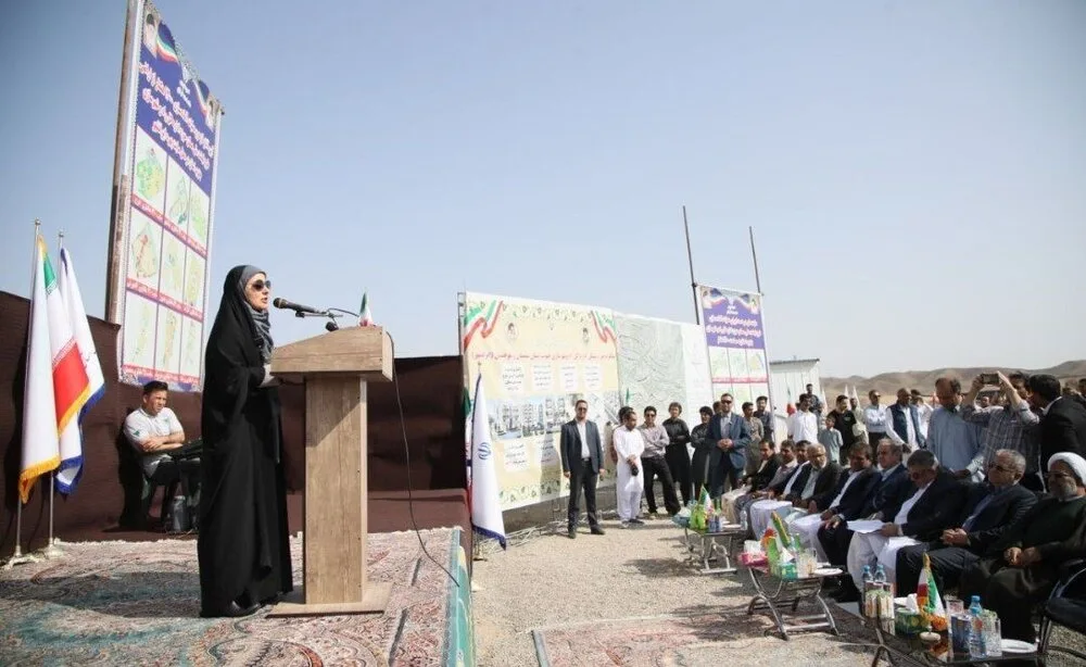 زنی-۹۰۵۰-واحد-نهضت-ملی-مسکن-در-سیستان-و.jpg