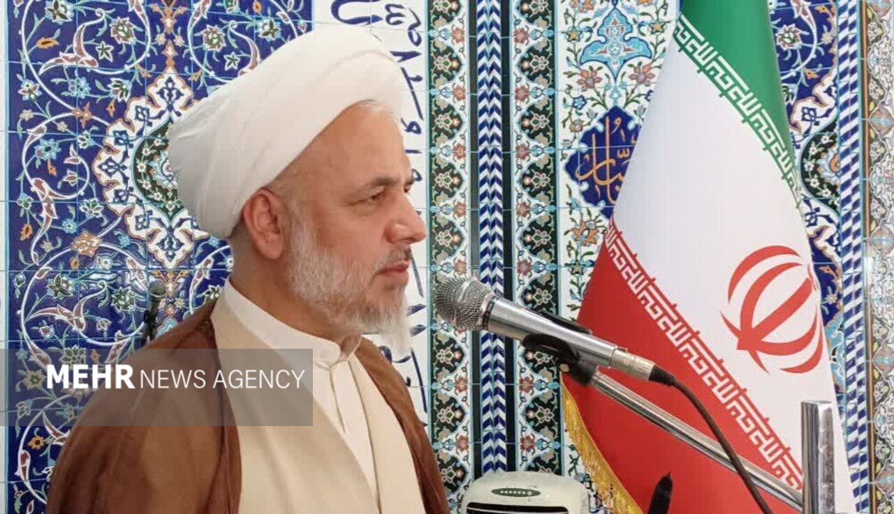 شهید مطهری، معلمی که به تربیت خود پرداخت؛ معلمی عشق و هنر است شهید مطهری، معلمی که به تربیت خود پرداخت؛ معلمی عشق و هنر است
