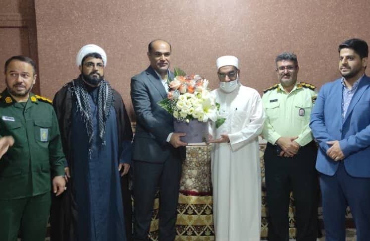 ائمه جمعه اهل سنت شهرستان عسلویه نقش مهمی در جهاد تبیین دارند