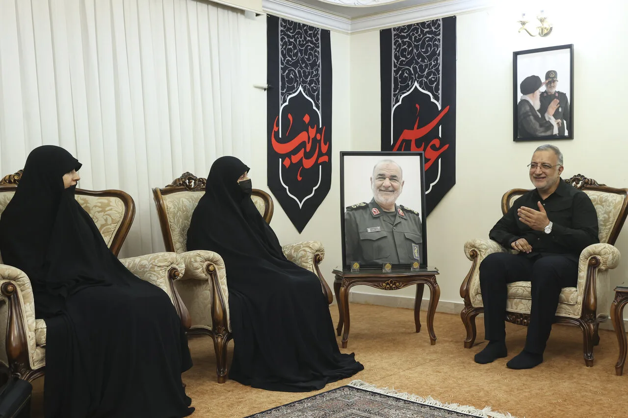 مهمان-شهدا-شهردار-تهران-مهمان-خانه-شهدا.jpg